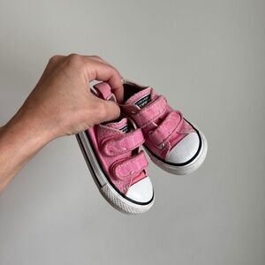 Converse kids shoes